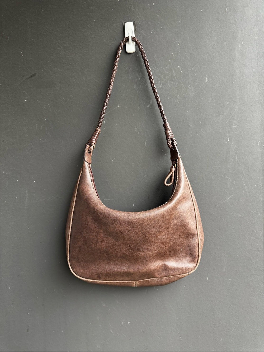 Liz Claiborne brown leather hobo shoulder bag